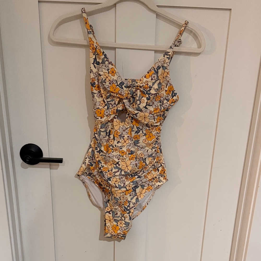 Floral One-Piece Swimsuit- CUPSHE